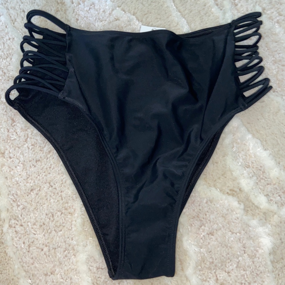 Hollister Highwasted bikini bottoms